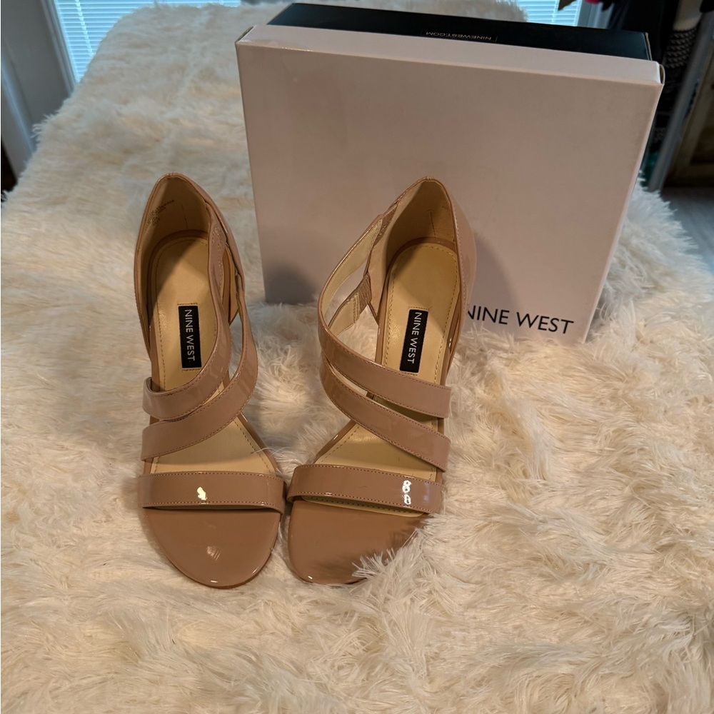 Nine West Tan Heeled Sandals Sleek Design